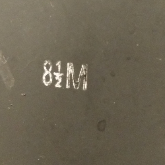 Boots - Picture 14 of 16